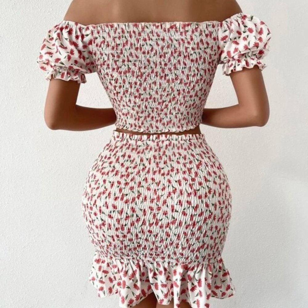 Boho chic Floral  Ruched Shirred Bodice Crop Top & skirt set - Picture 3 of 8